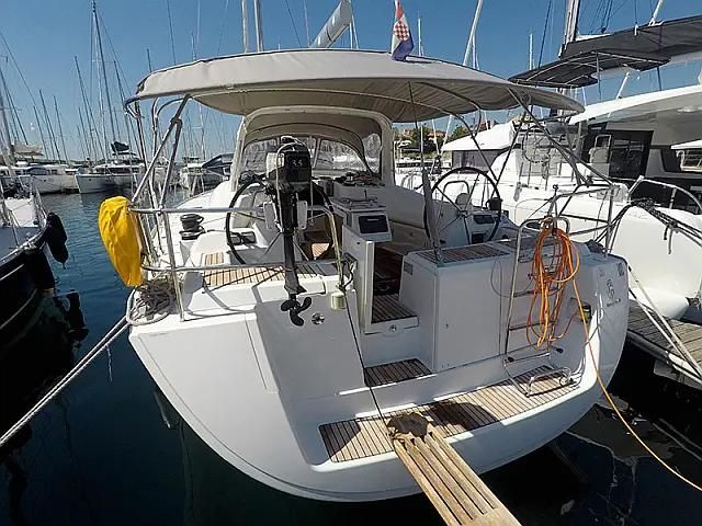 Beneteau Oceanis 50 2013