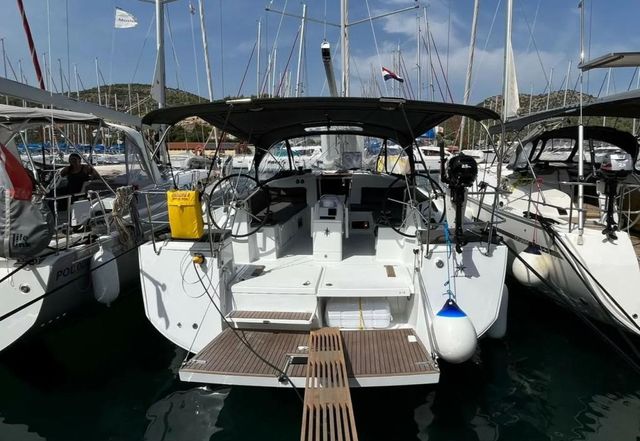 Jeanneau Sun Odyssey 440 2024